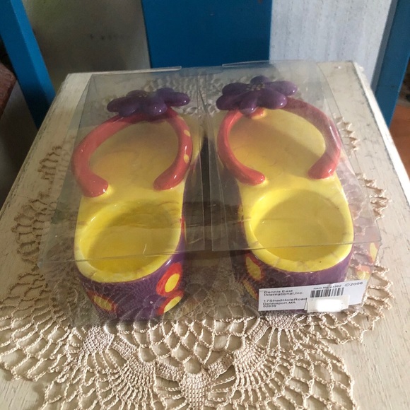 Ceramic Flip Flop Tea-light Holders - Picture 4 of 8